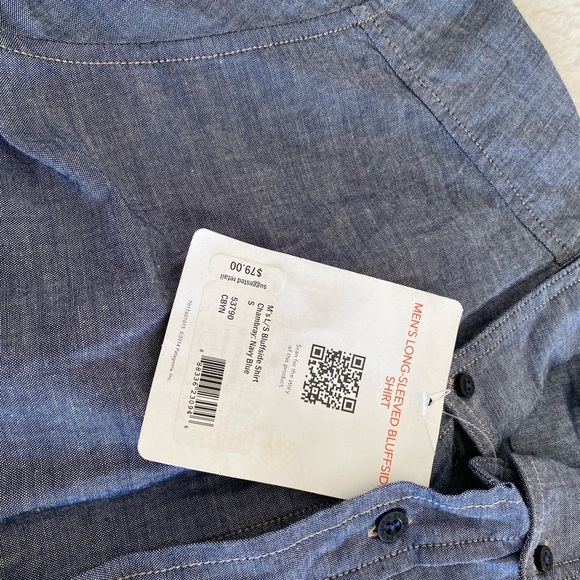 Patagonia mens cliff bar small shirt navy NWT - Picture 2 of 5